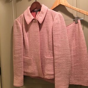 ANNE KLINE SUIT With SKIRT